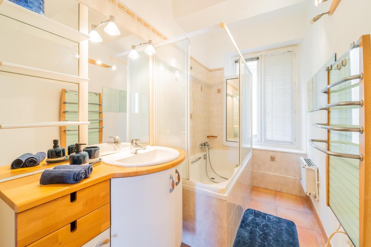 Magnifique 105M2 Au Coeur Du Vieux-Port Appartement Marseilles Buitenkant foto